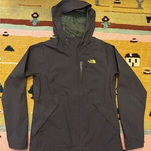 The North Face Women’s Dryzzle Jacket